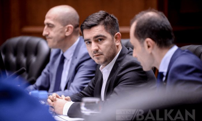 Bekteşi: “Kafe ve restoranlar yakında açılacak”