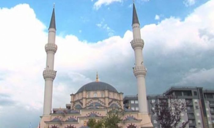 Kosova`da Bayram Namazı Kılınmayacak