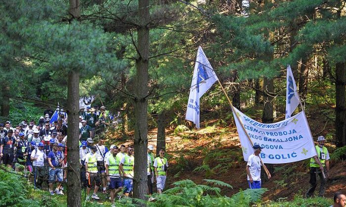 Bosna Hersek Barış Yürüyüşüne Virüs Engeli
