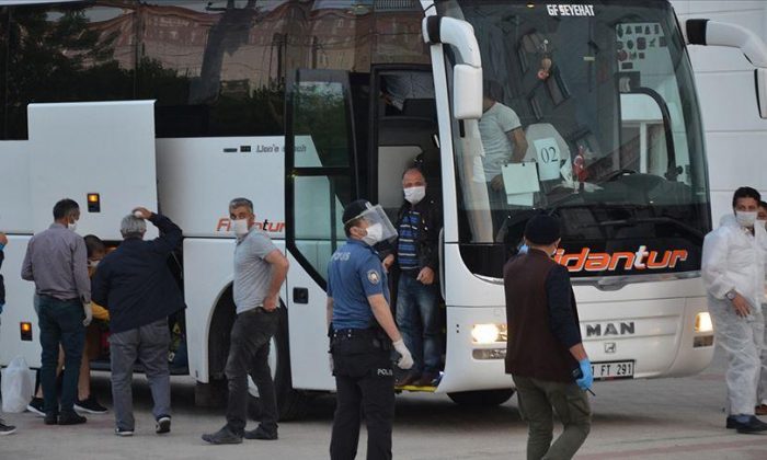 KKTC den gelen 288 kişi Karamana Getirildi