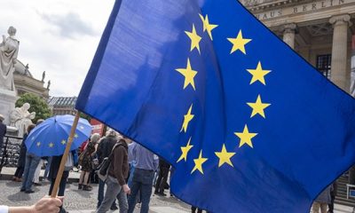 AB`den Karadağ ve Sırbistana Seyahat Kısıtlaması