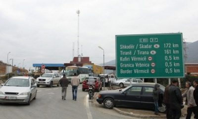 Arnavutluk Sınırında 10 km Araç Kuyruğu