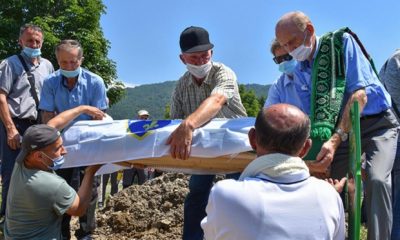 Bosna Hersek’teki Savaşın 6 Kurbanı Toprağa Verildi