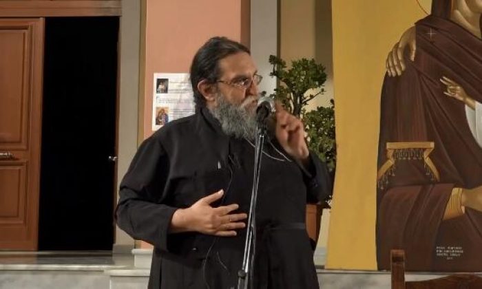 Yunan Papaz’dan Ayasofya’nın Cami Olmasına Övgü