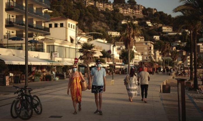 Sırbistan 4 Ülkeye Transit Geçişi Açtı