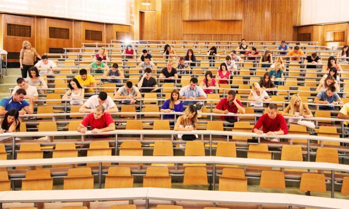 Türkiye`de Üniversitelerin Açılış Tarihiyle İlgili YÖK Başkanı Konuştu