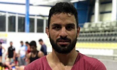 İran Şampiyon Güreşçiyi İdam Etti