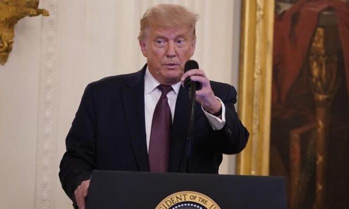 Trump Koronavirüs Bahanesiyle Binlerce Çocuğu Sınır Dışı Etti!