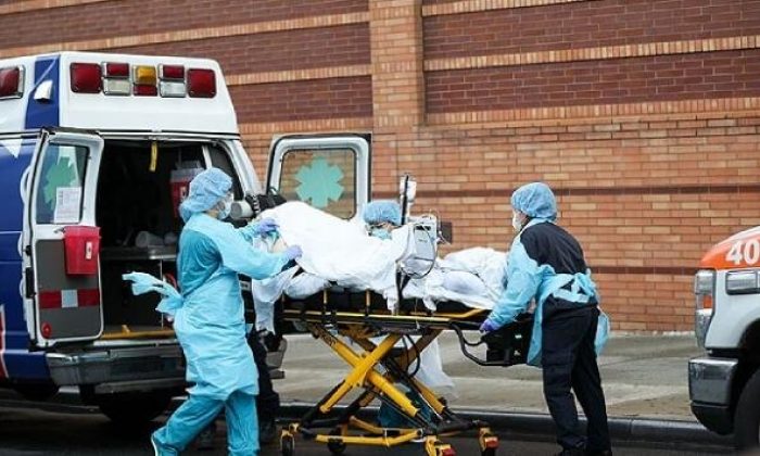 ABD’de 927 Kişi Koronavirüsten Vefat Etti