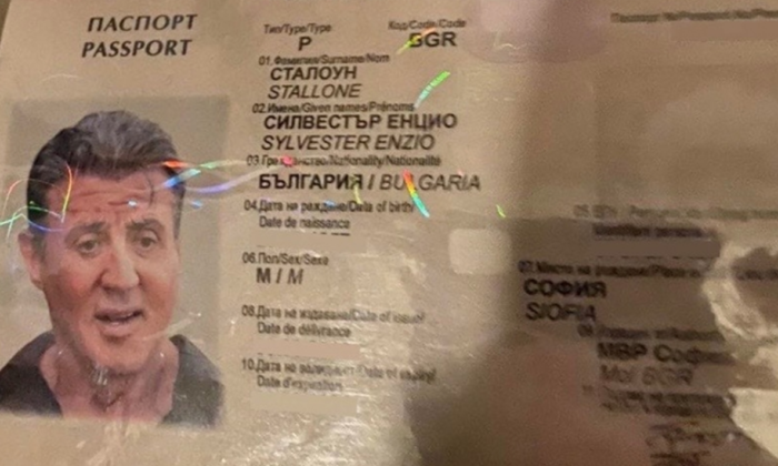 Bulgaristan`da Rambo`nun Sahte Pasaportunu Yaptılar