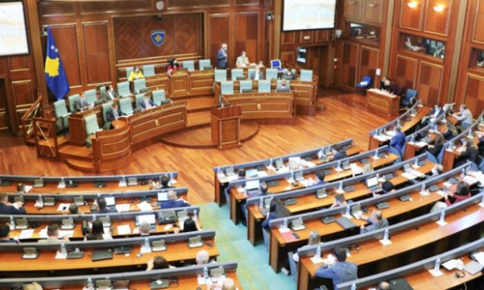 Kosova’daki Seçimlerde 1079 Aday Yarışacak