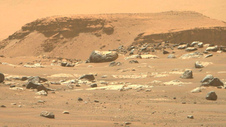 Mars’tan inanılmaz bir görüntü daha Devasa hortumların fotoğrafı yayınlandı…