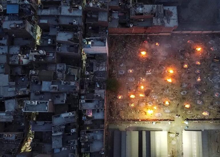Hindistanda günlük vaka sayılarındaki tırmanış sürüyor