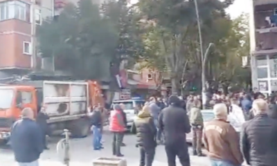 Kosova’nın Kuzeyinde Operasyon: Sırplar Sokağa Döküldü