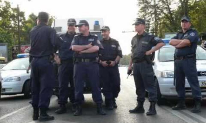 Bulgaristan`da Polis Memurları Meclis Önünde Maaş Zammını Protesto Edecek