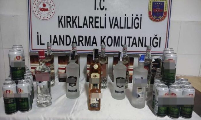 Bulgaristan`dan Türkiye`ye Getirilen 43 Litre Kaçak İçki Ele Geçirildi