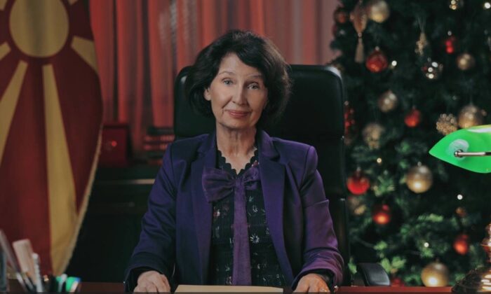 Cumhurbaşkanı Davkova’dan yeni yıl tebriği