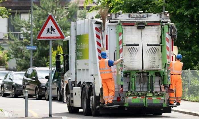 İsviçre, Priştine’ye çöp Toplama Kamyonları Bağışlayacak